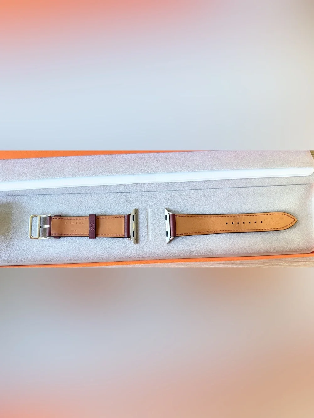Hermès Rouge H Apple Watch Band - 41mm